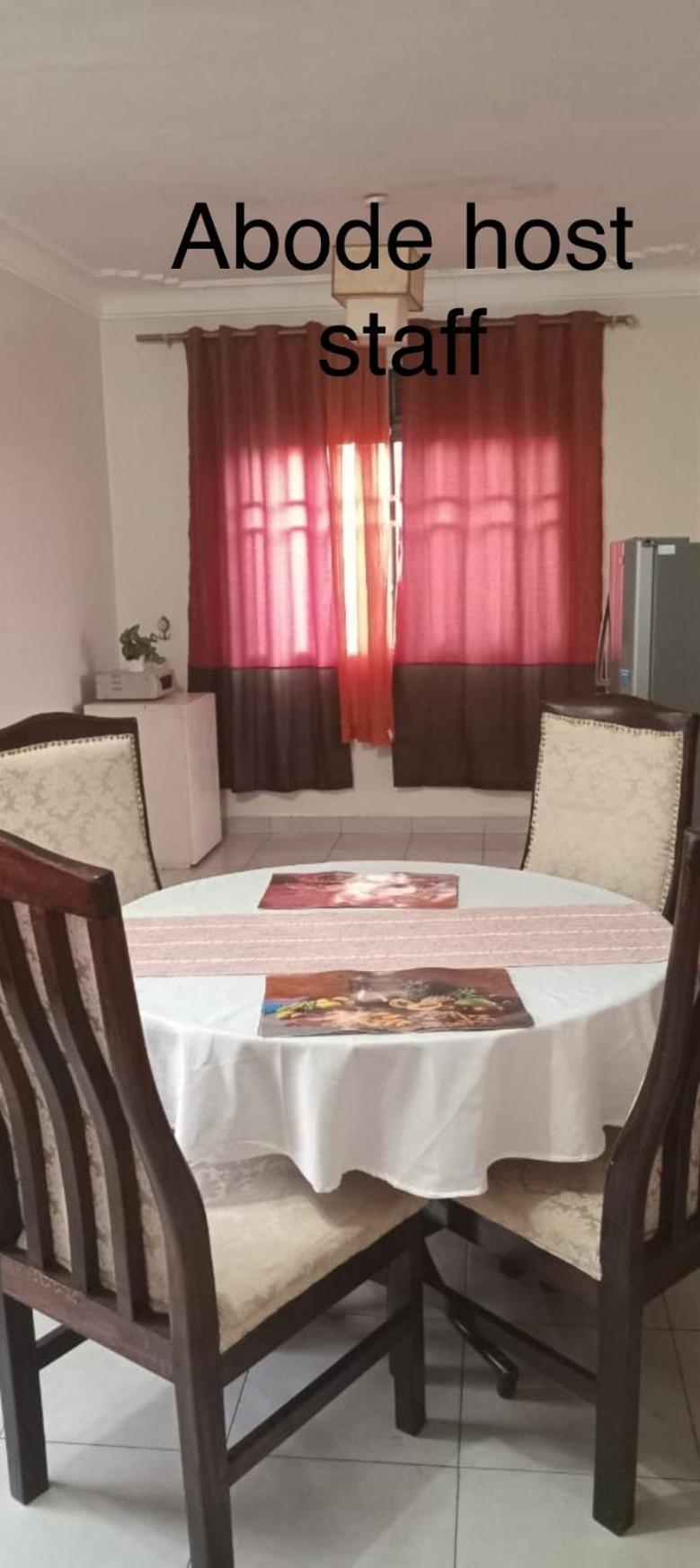 The Abode Apartments Lake View & Breakfast Suite Near Beach عنتيبي المظهر الخارجي الصورة